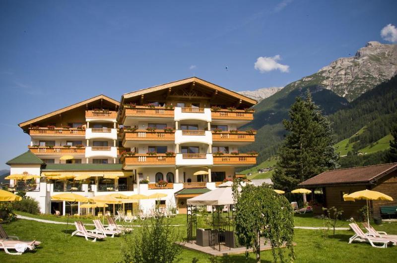 Alpinresort Stubaierhof ****S Фульпмес Экстерьер фото